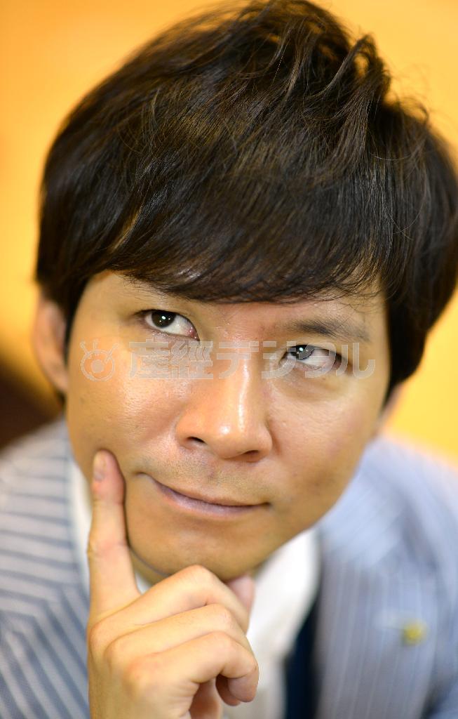 「児嶋だよ！！」に絡んだ内容で話しかけられるようになり、対策を練るお笑いコンビ「アンジャッシュ」の渡部建（わたべ・けん）さん＝２０１４年６月１０日、東京都港区（寺河内美奈撮影）