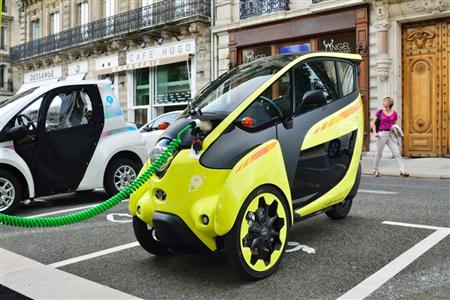トヨタ、海外初の実証実験 フランスで超小型ＥＶをカーシェア 