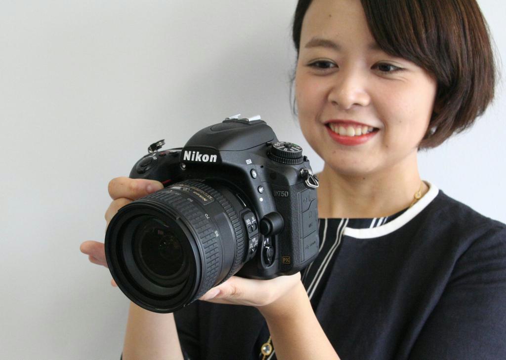 ニコンが２５日に発売するデジタル一眼レフカメラ「ニコンＤ７５０」