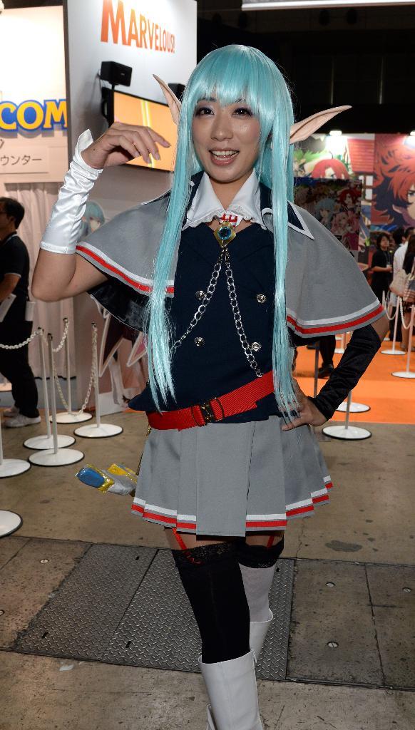 東京ゲームショウで会場を彩るコンパニオン「ＭＡＲＶＥＬＯＵＳ」ブースにて＝18日、千葉市美浜区の幕張メッセ（撮影・大橋純人）