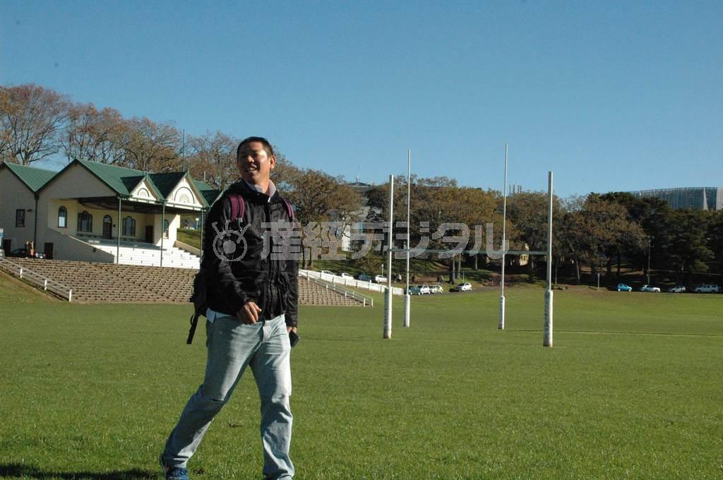 時間があるときは、オークランド市内を散策することも＝２００５年３月２１日、ニュージーランド（清水直行さん提供）