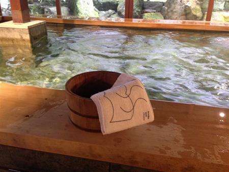 温泉でゆっくり『城崎裁判』はいかが？＝２０１４年９月１日（三木屋撮影、提供写真）