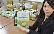 イオンの「トップバリュグリーンアイ」オーガニックシリーズ＝６日、東京都千代田区