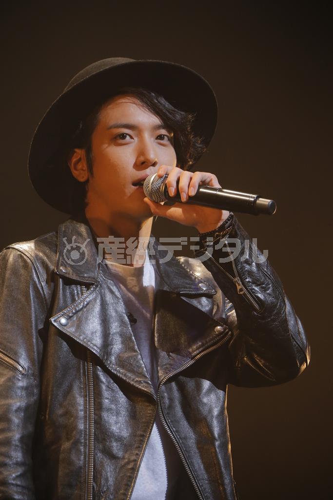 初のソロファンミーティングを行ったジョン・ヨンファ。性格も二重丸のイケメンだ＝２０１４年９月２１日、神奈川県横浜市西区のパシフィコ横浜国立大ホール。（Ｃ）２０１４＿ＦＮＣ＿ＭＵＳＩＣ＿ＪＡＰＡＮ＿ＩＮＣ．