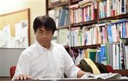 産経新聞ソウル支局内で仕事をする加藤達也前ソウル支局長＝２０１４年１０月５日、韓国・首都ソウル（桐山弘太撮影）