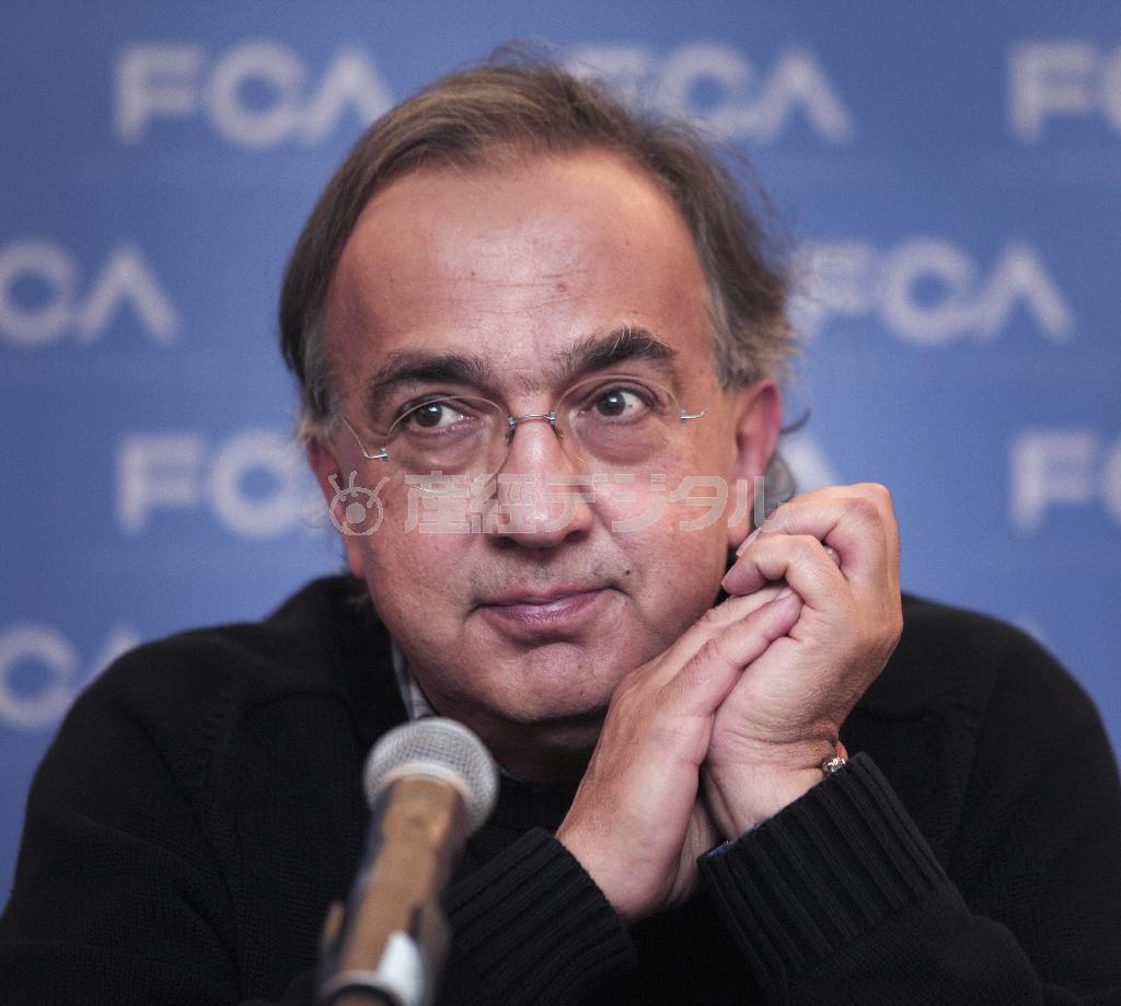 記者会見するフィアットのセルジオ・マルキオンネ最高経営責任者（ＣＥＯ）＝２０１４年９月２６日、米ミシガン州（ゲッティ＝共同）