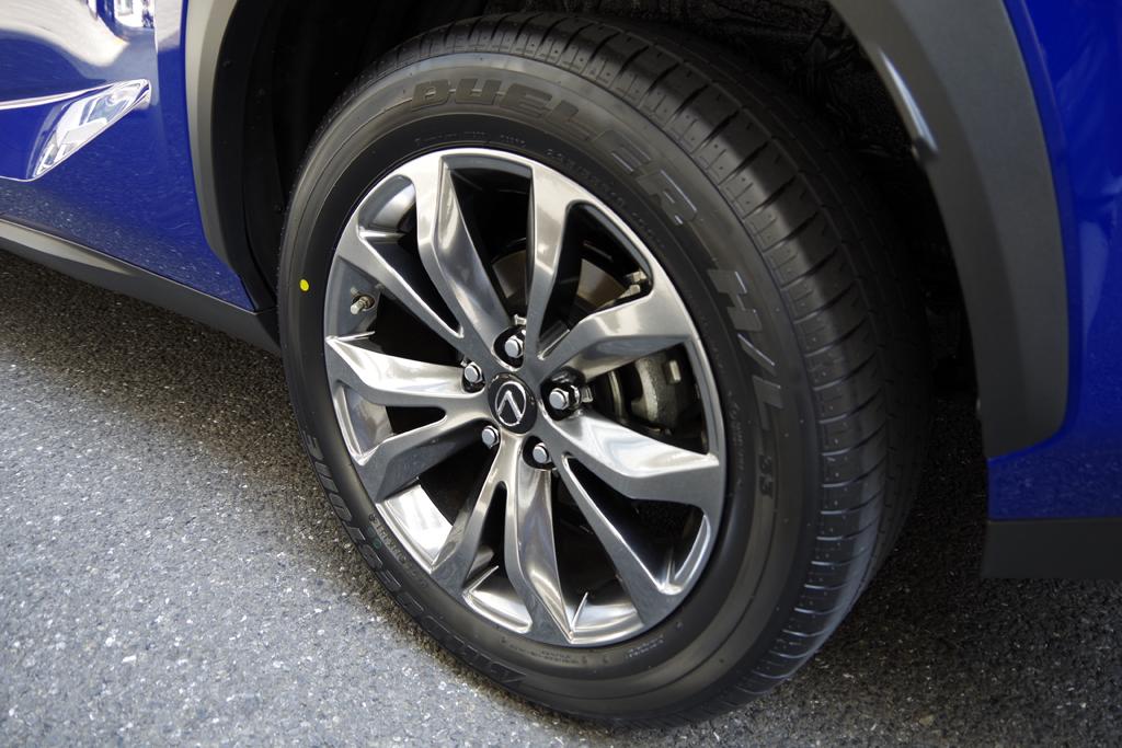 ＬＥＸＵＳ「ＮＸ２００ｔ」（ＦＳＰＯＲＴ）