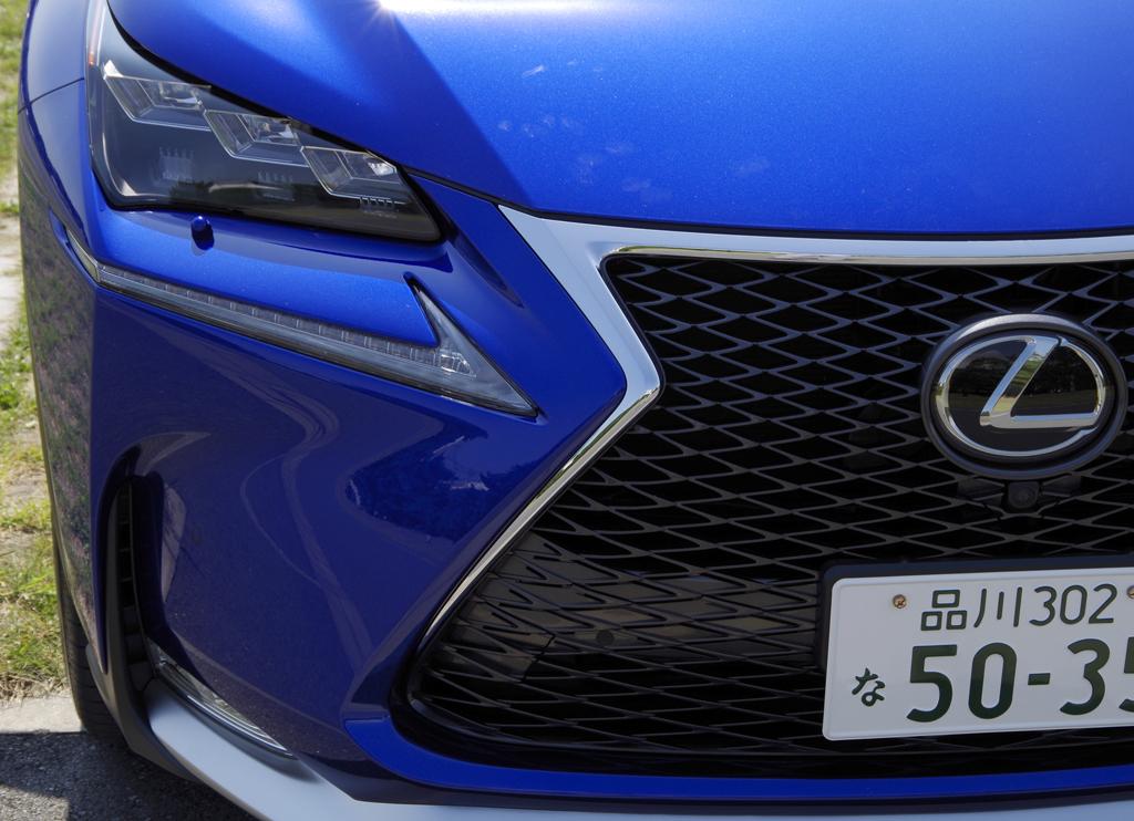 ＬＥＸＵＳ「ＮＸ２００ｔ」（ＦＳＰＯＲＴ）