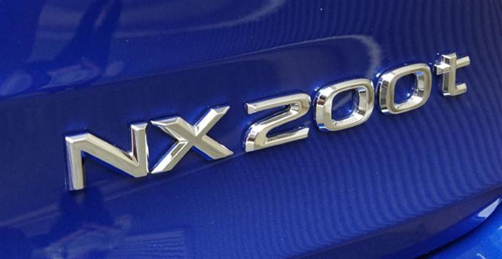 ＬＥＸＵＳ「ＮＸ２００ｔ」（ＦＳＰＯＲＴ）