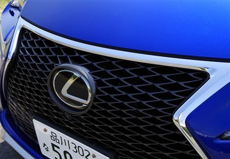 ＬＥＸＵＳ「ＮＸ２００ｔ」（ＦＳＰＯＲＴ）のグリル。