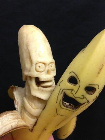 退屈な人生激変 すごすぎる バナナ彫刻職人 彫って食べる の繰り返し Sankeibiz サンケイビズ