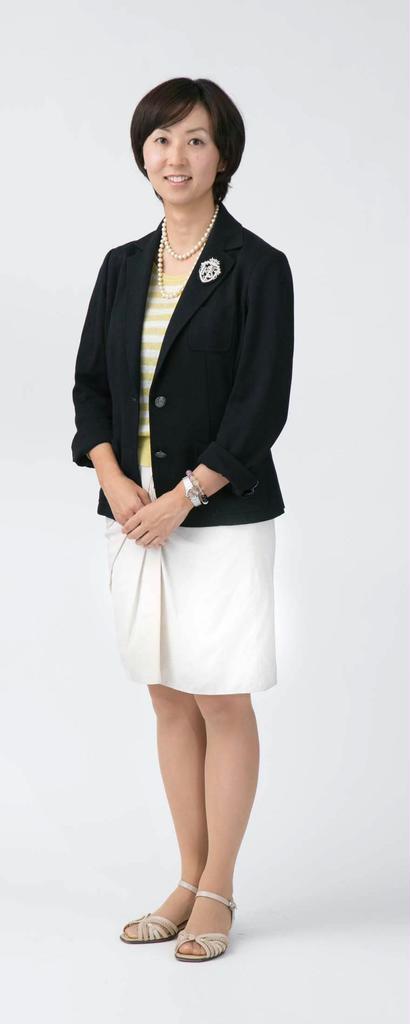 セルフプロモーションセミナーで変身した中村政代さん。上品で知的な雰囲気に