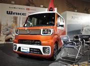 ダイハツ工業が発売した新型軽自動車「ウェイク」＝１０日午後、東京都港区