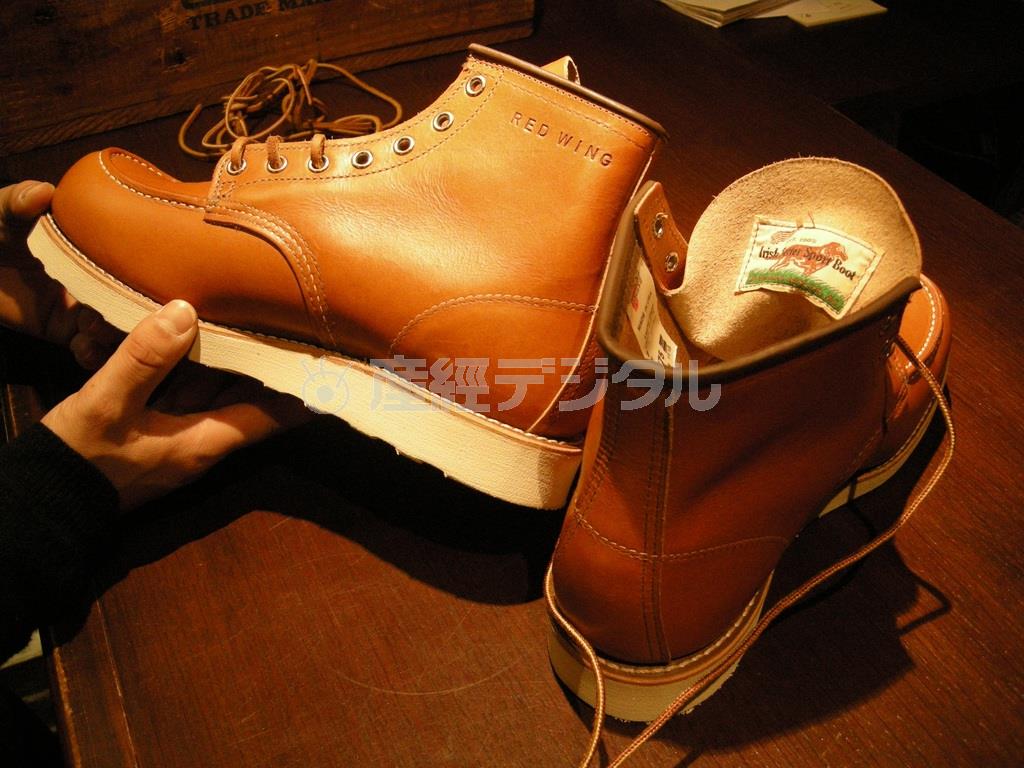 レッド・ウィングが主にアジアで展開している「アイリッシュセッター＿９８７５」（３万８８８０円）＝東京都港区（藤沢志穂子撮影）