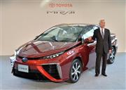トヨタ自動車の燃料電池車「ミライ」。加藤光久副社長は「これはイノベーションだ」と強調した＝１８日、東京都江東区