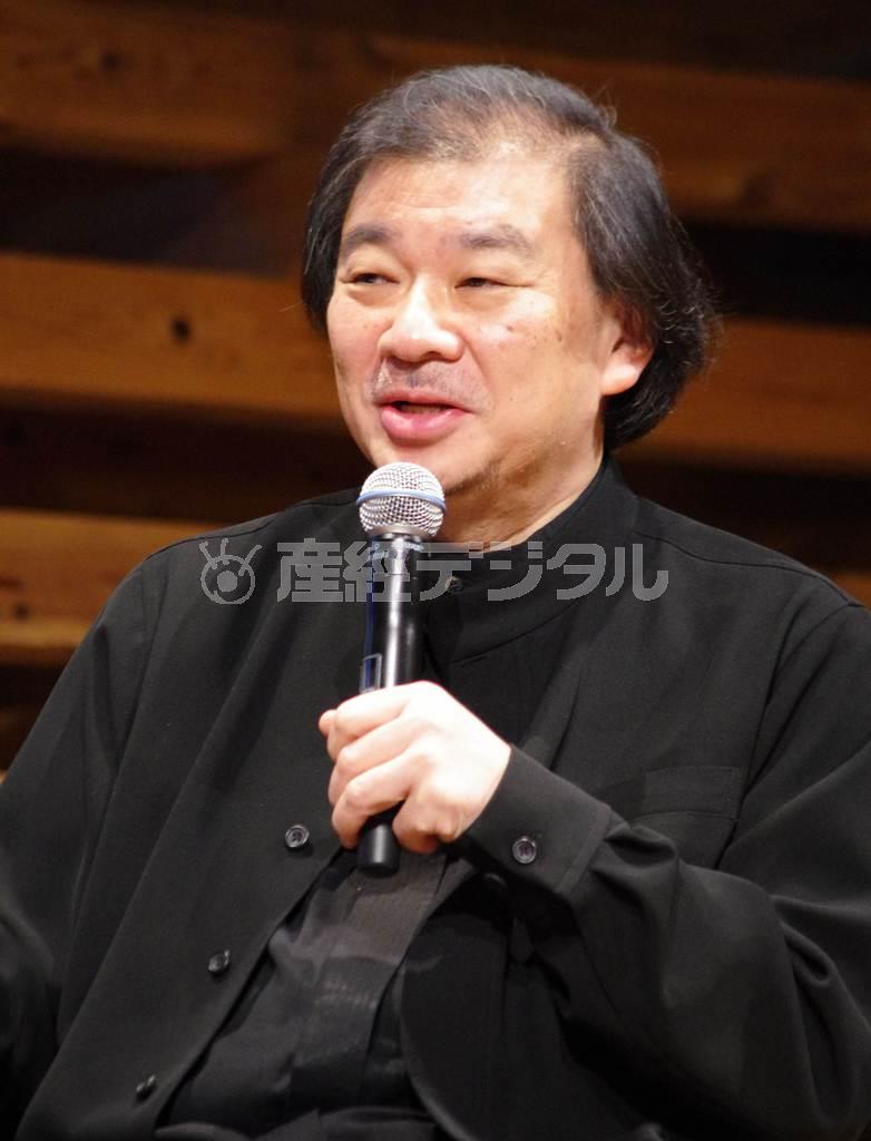 建築界のノーベル賞といわれる米プリツカー賞を受賞した建築家、坂茂（ばん・しげる）さん＝２０１４年１１月２０日（ニュースペース・コム撮影）