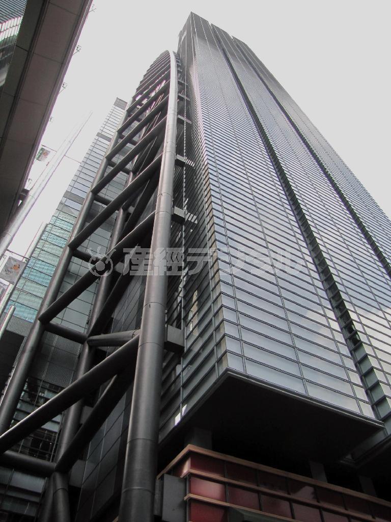 東京・汐留の日本テレビ本社＝２０１１年４月１０日、東京都港区（原田史郎撮影）