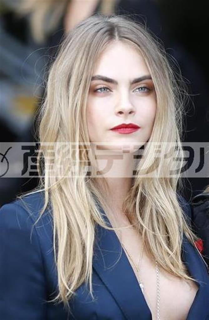 英モデル、カーラ・デルビーニュさん＝２０１４年９月１５日、英国・首都ロンドン（ロイター）