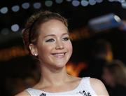 米女優、ジェニファー・ローレンスさん＝２０１４年１１月１０日、英国・首都ロンドン（ロイター）