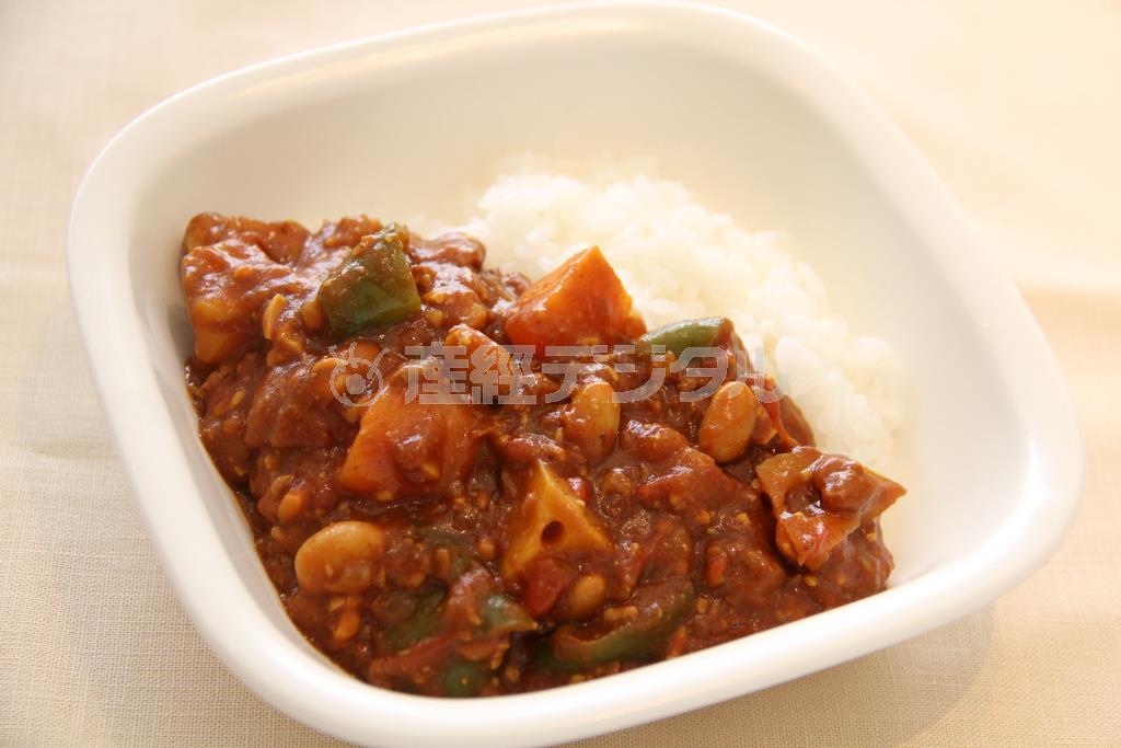 根菜と大豆のカレー。※５２６ｋｃａｌ、塩分２．３グラム（１人分）