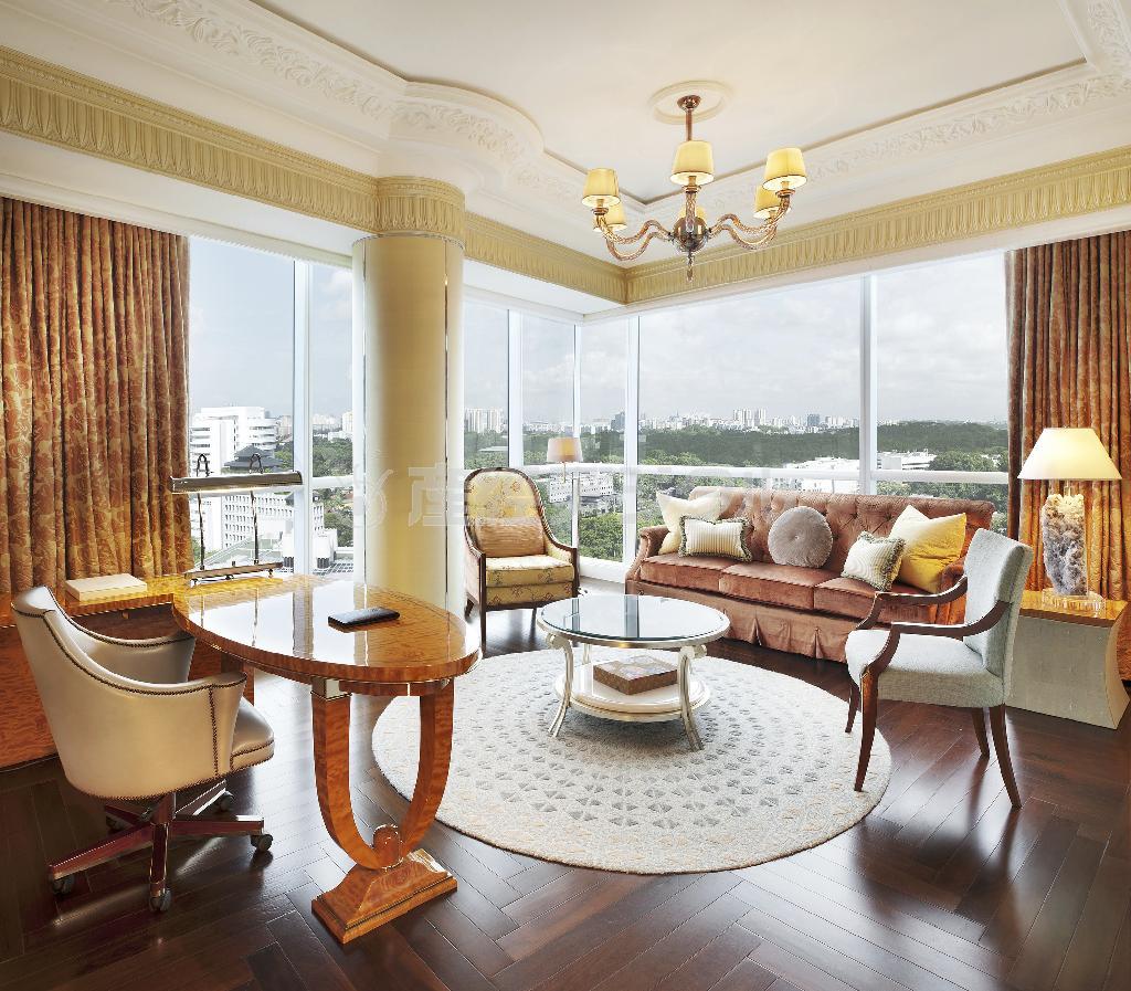 セントレジス・シンガポールのスペシャリティ・スイートルームのリビング（提供写真）
