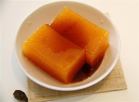 柿ようかん。※６５ｋｃａｌ、塩分０グラム（１人分）