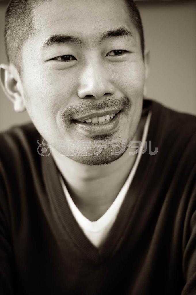 【本の話をしよう】ブックディレクター、幅允孝（はば・よしたか）さん（山下亮一さん撮影、提供写真）