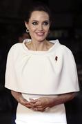 米女優・監督、アンジェリーナ・ジョリーさん＝２０１４年１１月２５日、英国・首都ロンドン（ロイター）