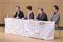 第２部の座談会で意見を交わす（左から）蒲郡市の稲葉市長、司会者・エッセイストの楠田氏、愛知学院大学の大澤教授、名古屋大学大学院の佐藤教授