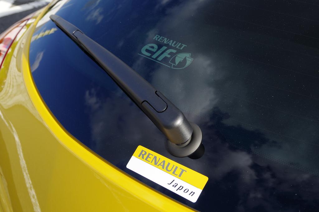 「メガーヌＲ．Ｓ．（ルノースポール）」のワイパー（後部）