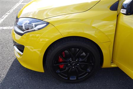 「メガーヌＲ．Ｓ．（ルノースポール）」