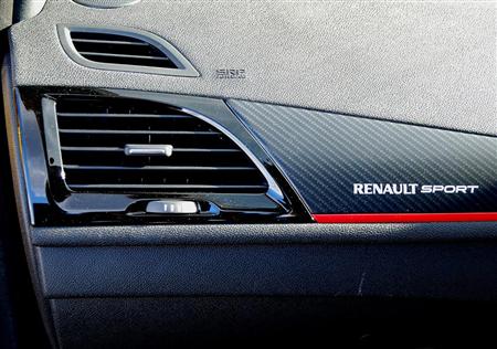 「メガーヌＲ．Ｓ．（ルノースポール）」のエアコン吹き出し口