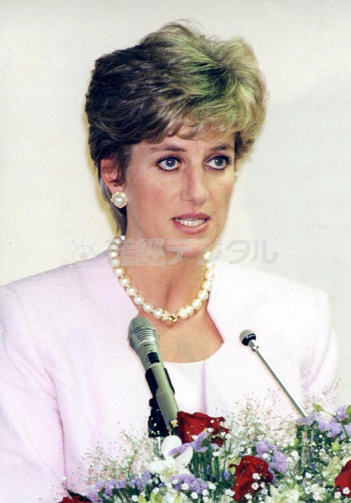 英国のダイアナ元皇太子妃（１９６１～９７年）＝１９９５年２月６日、東京都世田谷区（産経新聞撮影）