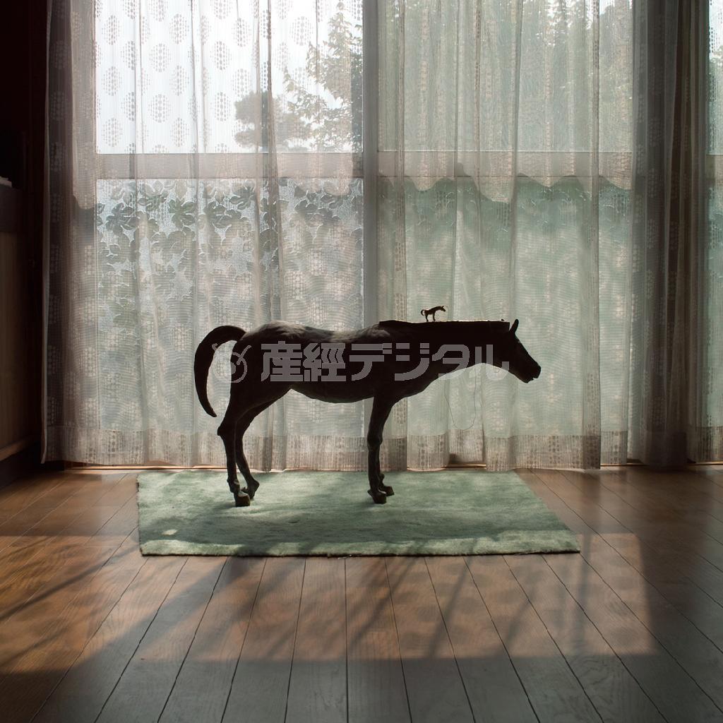 梶浦聖子「時空」（２０１３年）ハクビント鋳造工房にて（提供写真）