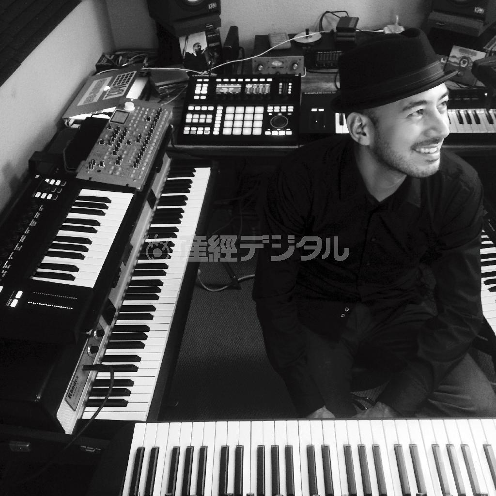 クラブジャズ系キーボード奏者、マーク・ド・クライヴロウ（提供写真）