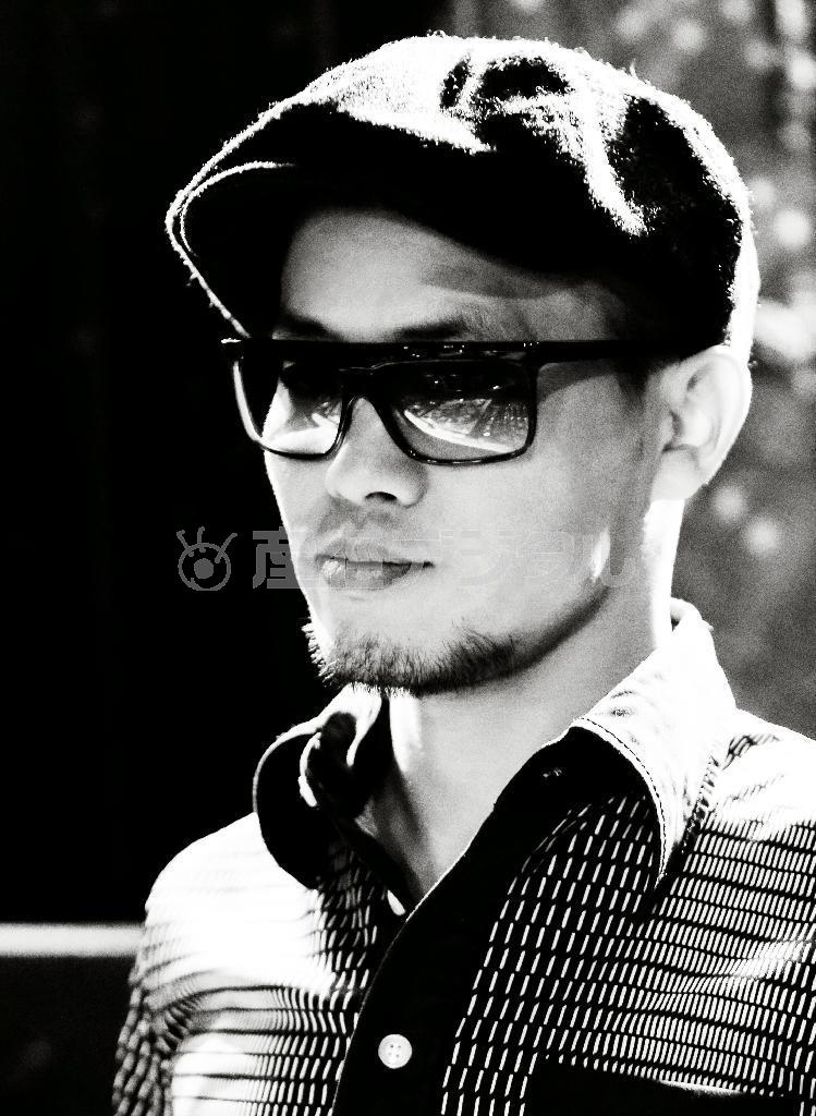 ＫＹＯＴＯ＿ＪＡＺＺ＿ＭＡＳＳＩＶＥのライブ活動で知られる実力派ファンク系ベーシスト、池田憲一（ＲＯＯＴ＿ＳＯＵＬ）＝２０１４年１月２３日（提供写真）