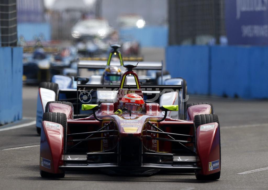 電気自動車レースシリーズ「フォーミュラＥ」＝２０１４年１２月１３日、ウルグアイ・プンタ・デル・エステ（ロイター）