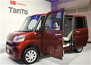 ダイハツ工業の軽自動車「タント」