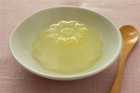 ゆずゼリー。※４６ｋｃａｌ、塩分０グラム（１人分）