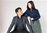 「若いころからどんなに監督に怒られても物怖じしないこの女はたいしたもんや」と大阪弁で語る堤真一さん（左）と尾野真千子さん＝２０１４年１１月１０日、東京都港区（蔵賢斗撮影）