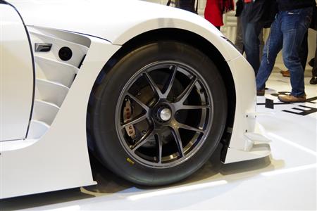 「ＲＣＦＧＴ３ｃｏｎｃｅｐｔ」のタイヤ