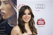 米女優、ヘイリー・スタインフェルドさん＝２０１４年１１月１２日、米カリフォルニア州ハリウッド（ロイター）