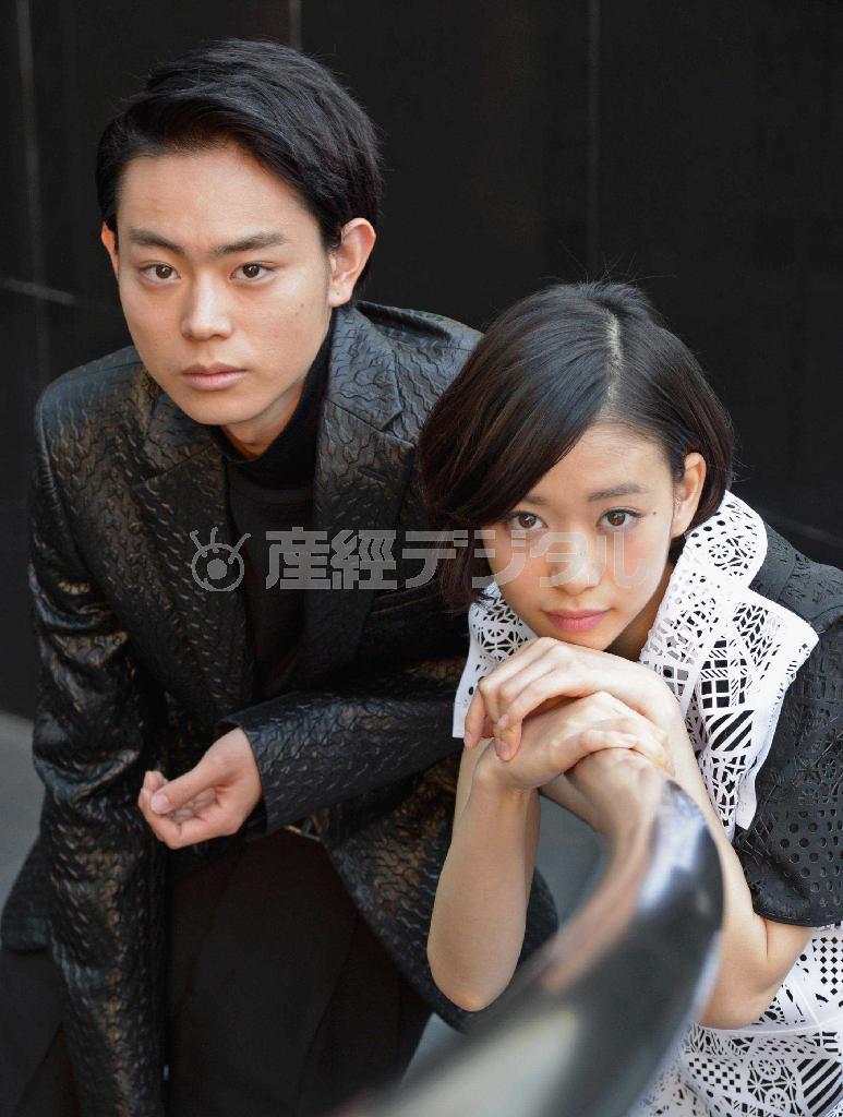 青春の彷徨をみずみずしく演じた主演の菅田将暉（すだ・まさき）さん（左）と森川葵（あおい）さん＝２０１４年１０月２９日、東京都港区（大山実撮影）