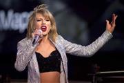 米歌手、テイラー・スウィフトさん＝２０１５年１月１日、米ニューヨーク（ロイター）