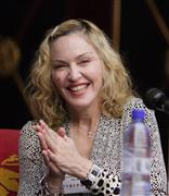 米歌手、マドンナさん＝２０１４年１１月２８日、マラウイ・首都リロングウェ（ＡＰ）