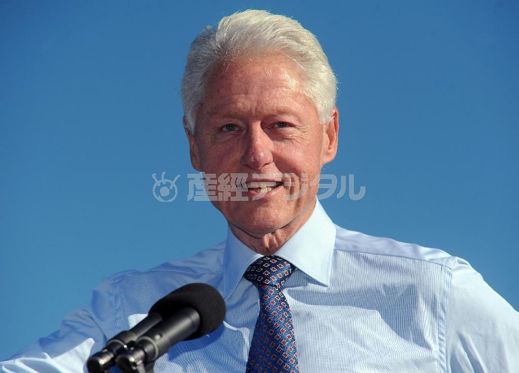 ビル・クリントン元米大統領＝２０１４年１０月２６日、米フロリダ州タンパ（ＡＰ）