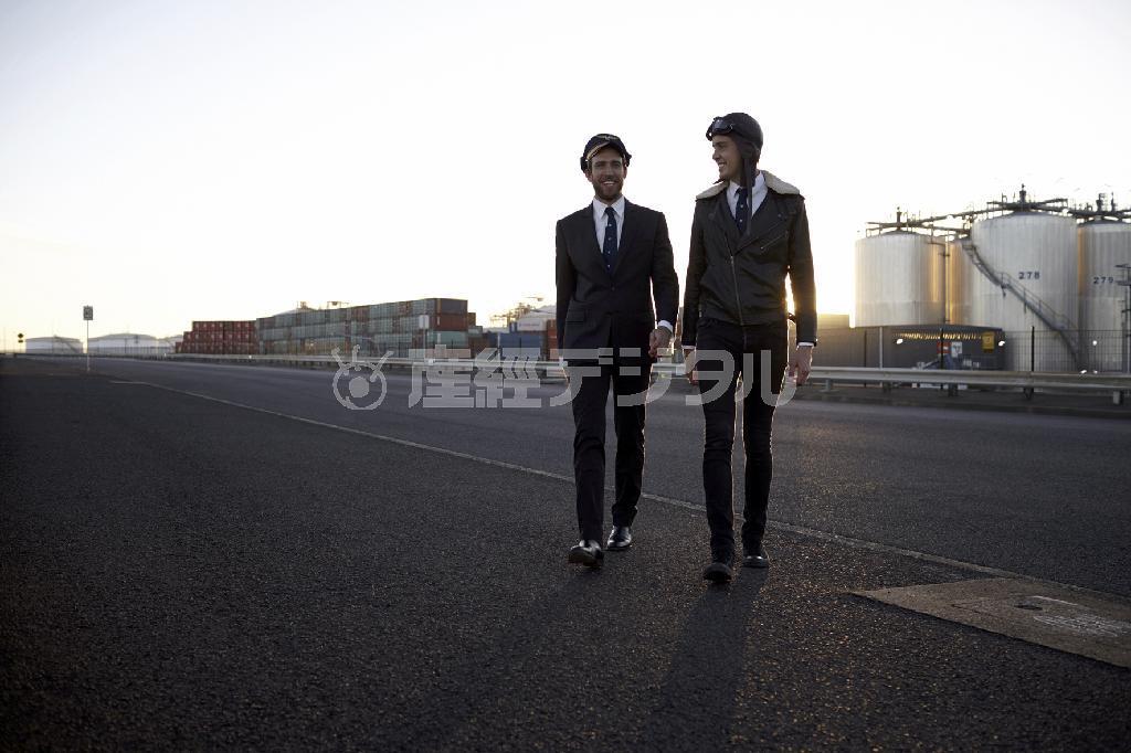 ２人組のエレクトロニック・ユニット、フライト・ファシリティーズ＝２０１４年９月１１日（提供写真）