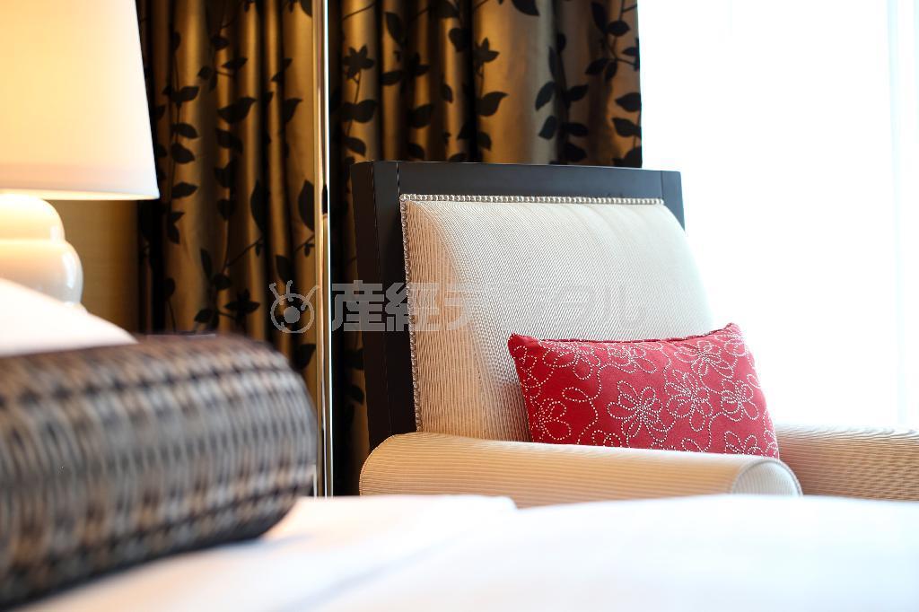 センスの良いインテリアなどに寄って撮るだけでも雰囲気が出ますね。こういう時は、逆光の方が良いでしょう＝２０１４年１１月２６日、中国・マカオ（須藤夕子さん撮影）