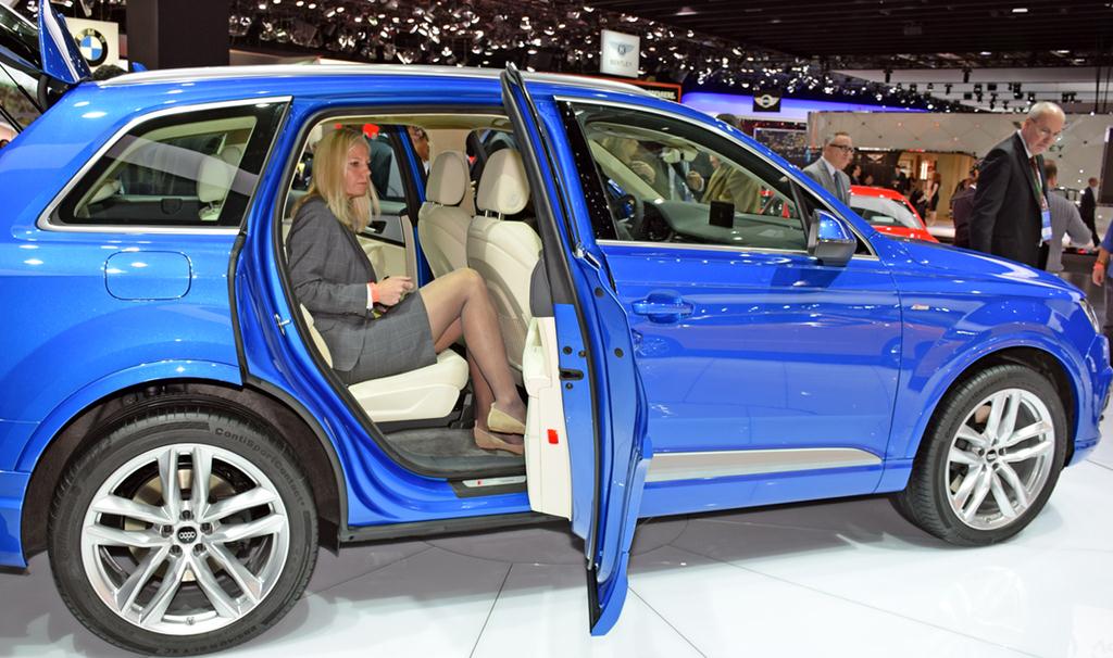 アウディ「Ｑ７」