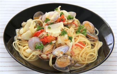 アサリとカリフラワーのスパゲティ。※４３４ｋｃａｌ、塩分２．０グラム（１人分）